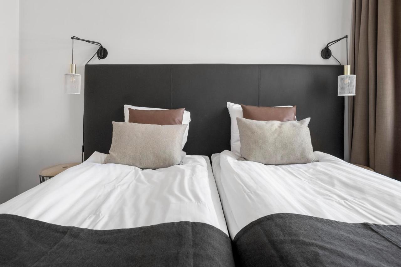 Forenom Hotel Flemingsberg - 10Min From Aelvsjoe Huddinge Extérieur photo