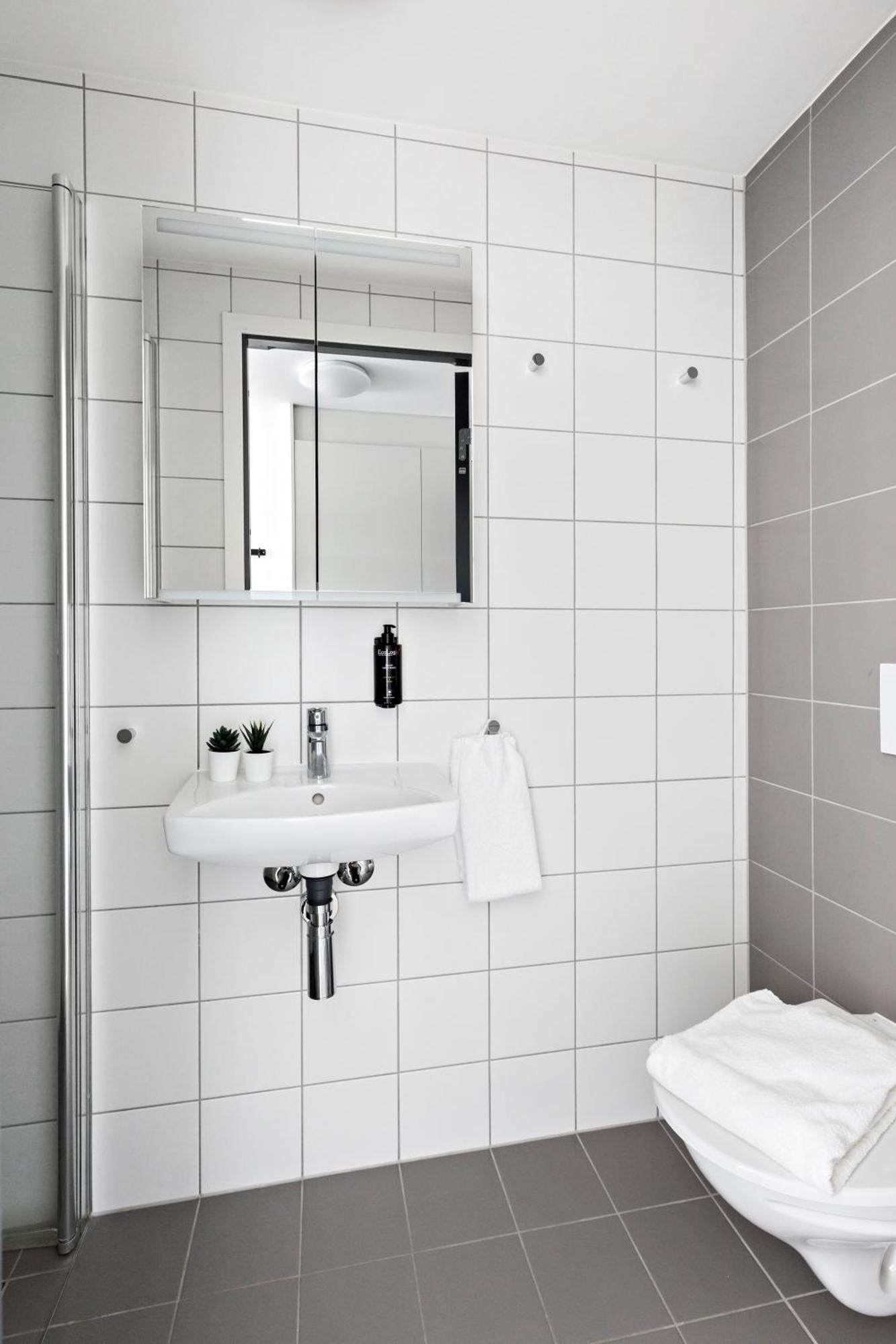 Forenom Hotel Flemingsberg - 10Min From Aelvsjoe Huddinge Chambre photo