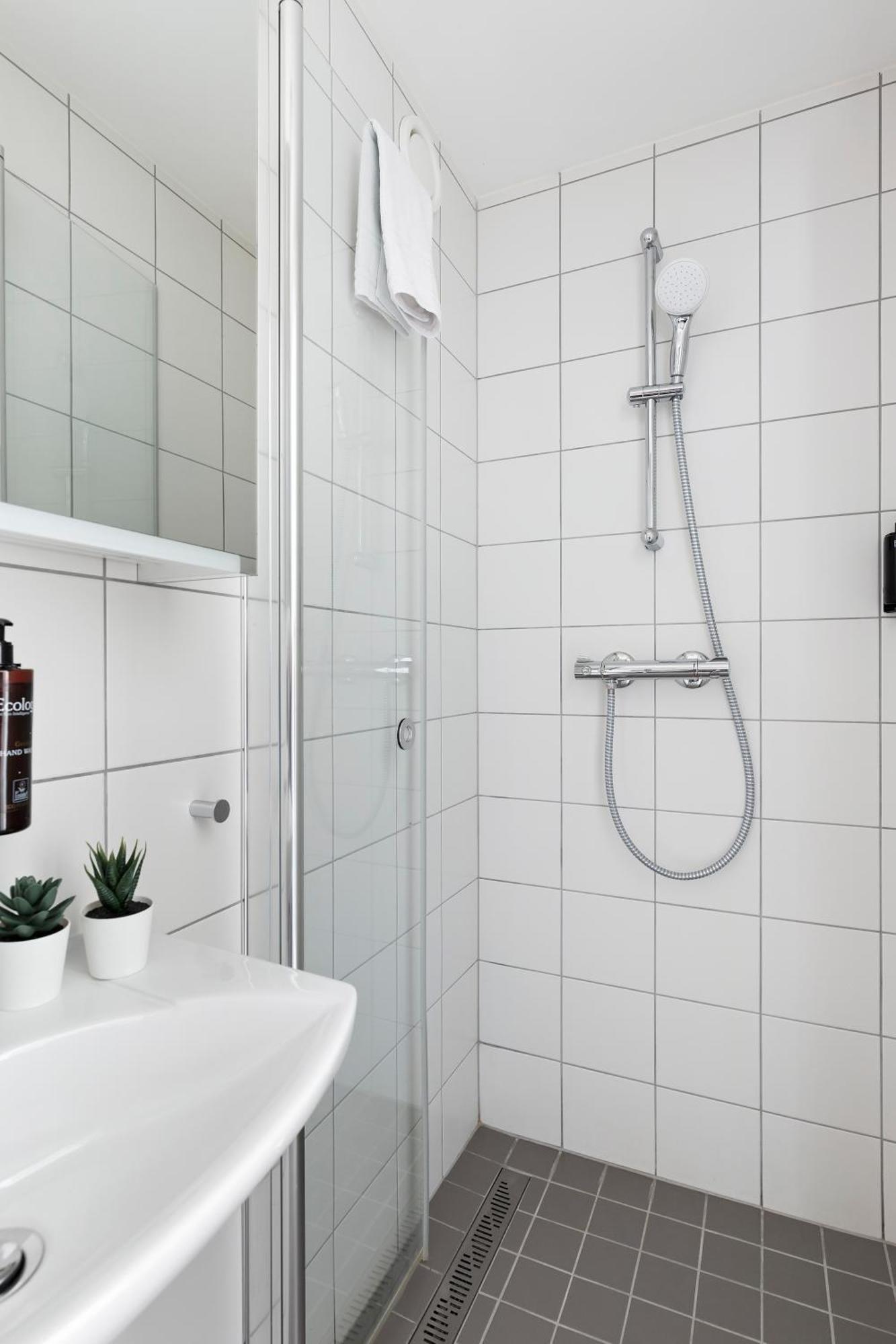 Forenom Hotel Flemingsberg - 10Min From Aelvsjoe Huddinge Chambre photo